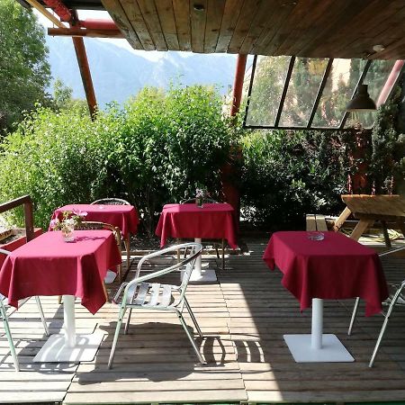 Les 4 Vallees Hotel Albertville Exterior photo