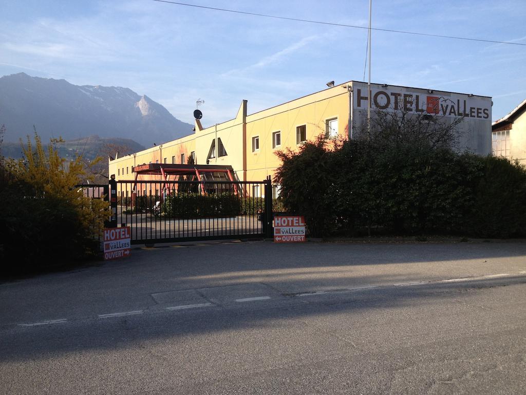 Les 4 Vallees Hotel Albertville Exterior photo