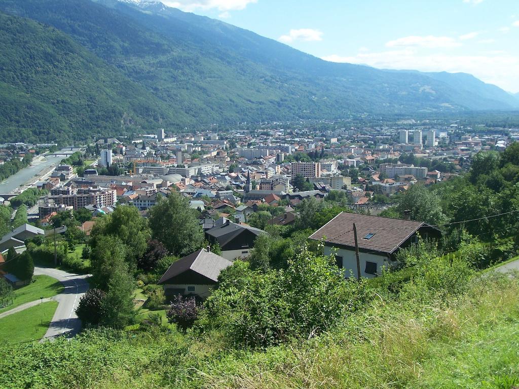 Les 4 Vallees Hotel Albertville Exterior photo